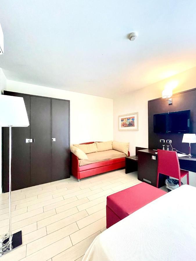 Hotel Welcome San Benedetto del Tronto Exterior photo